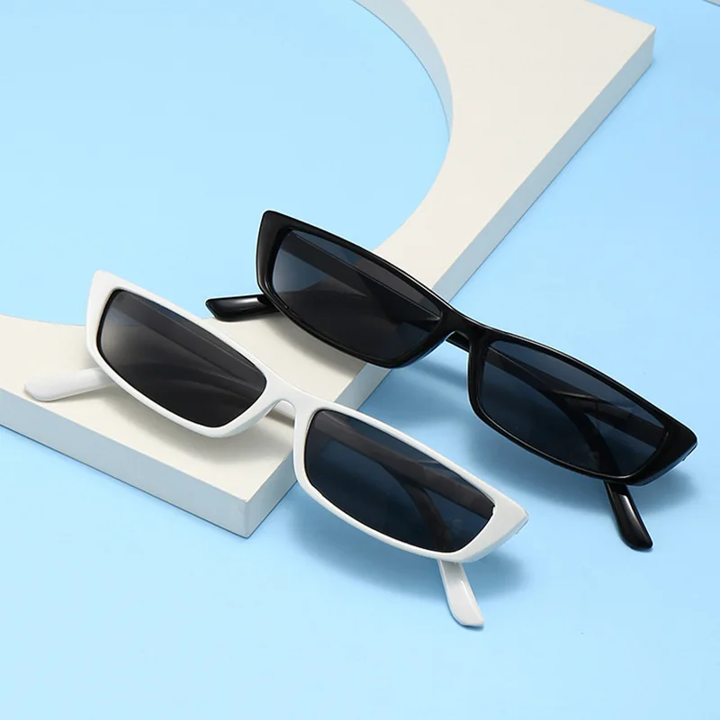 

Солнцезащитные очки для мальчиков и девочек UV400, винтажные маленькие прямоугольные, с защитой от ультрафиолета
