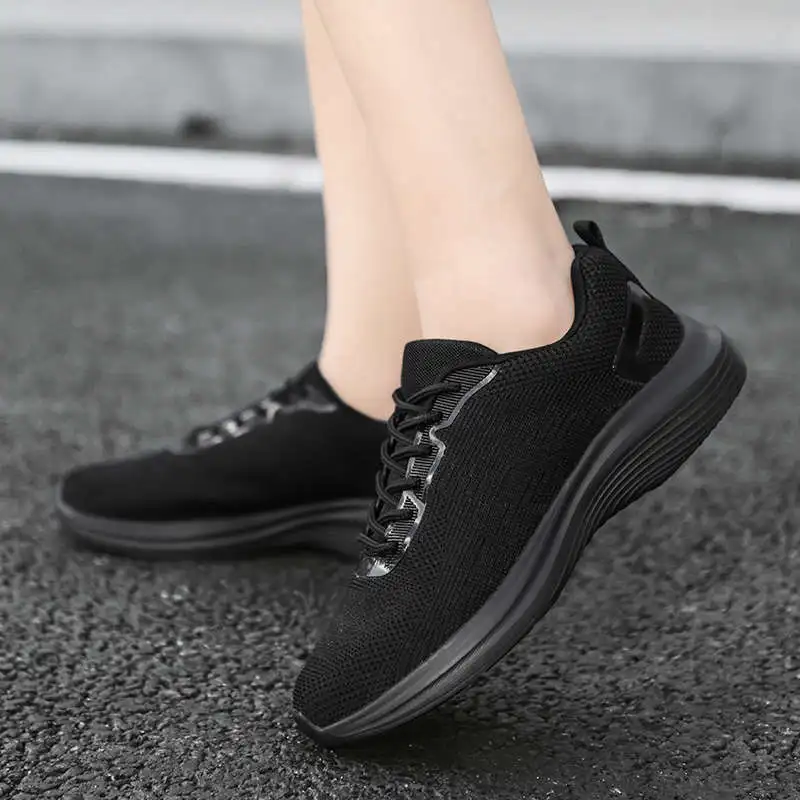 

Luxury Designers Women's Sport Shoes Designer Luxury 2021 Brand Womens Running Shoes Ladies Sports Women Ladies Sneakers Tennis