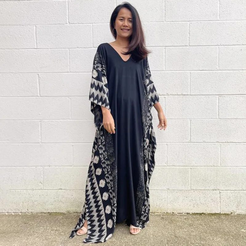 

Женское пляжное платье-туника с V-образным вырезом