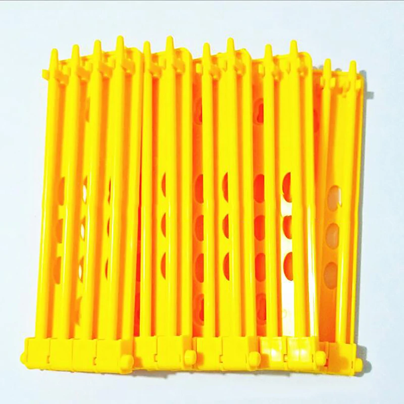 

2023 Plastic Pigeon Parrot Foot Ring Holder Bird Training Articles Leg Ring Stand Band Rack Bird Accessories