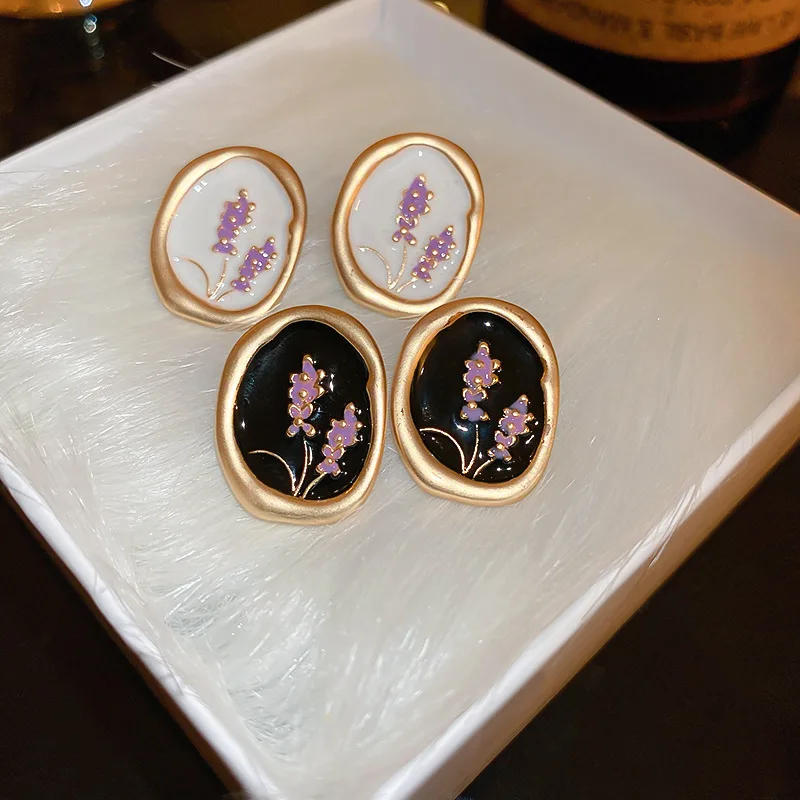 

Minar Korea White Black Color Enamel Earring for Women Mujer Oval Geometric Purple Flower Dangle Earrings Wedding Jewelry 2022