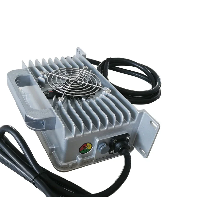 Водонепроницаемое зарядное устройство IP67 84 в 96 20 А 25 126 102 2 6 116 8 92 4 117 100 26 с для