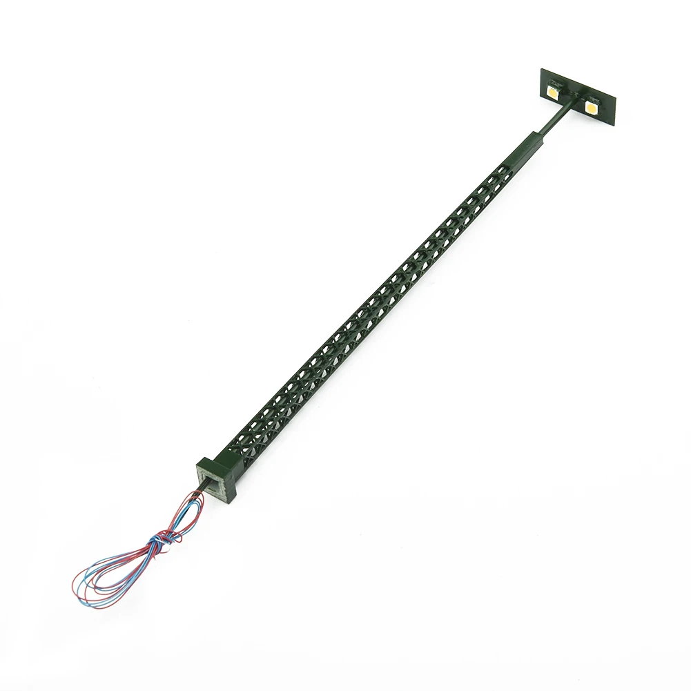 

5Pcs 13.5cm Model Railway Lights Lattice Mast Light Gauge H0 Light Layout LED Lamp Railroad Building Landscape Accessories