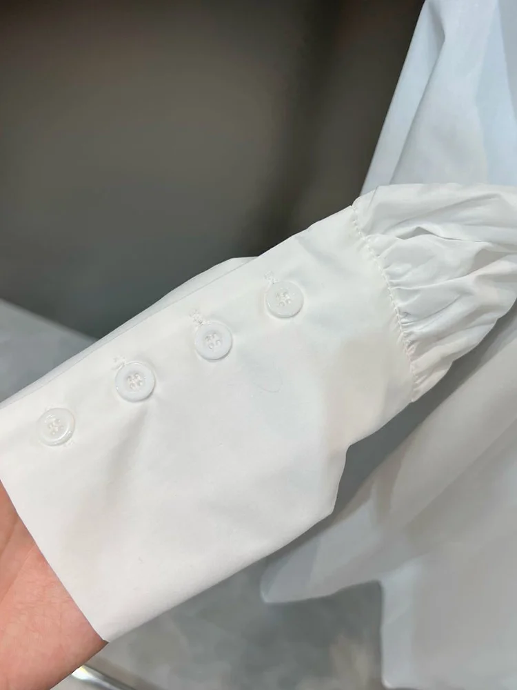 Женская блузка свободного кроя из хлопка и полиэстера с отложным воротником