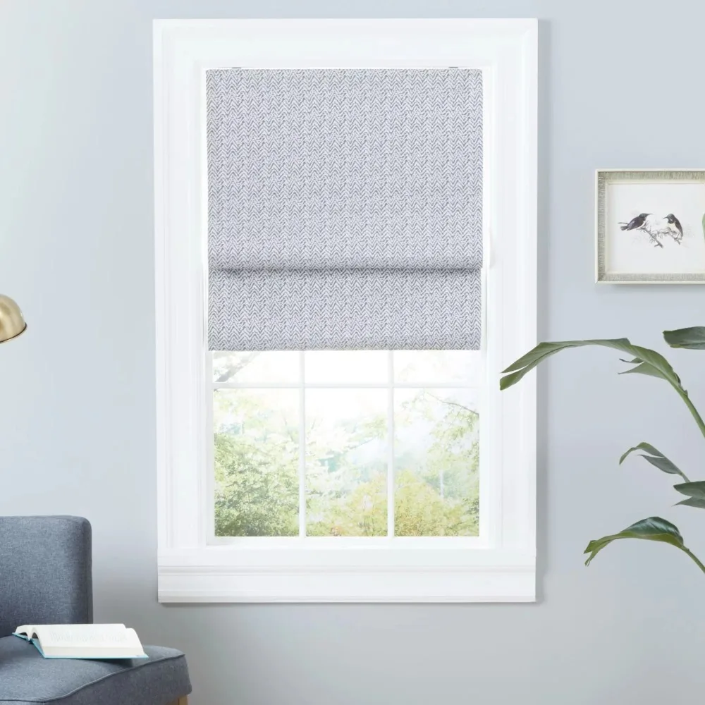 

Fully Shaded Roman Lampshade for Easy Coordination with Any Decoration