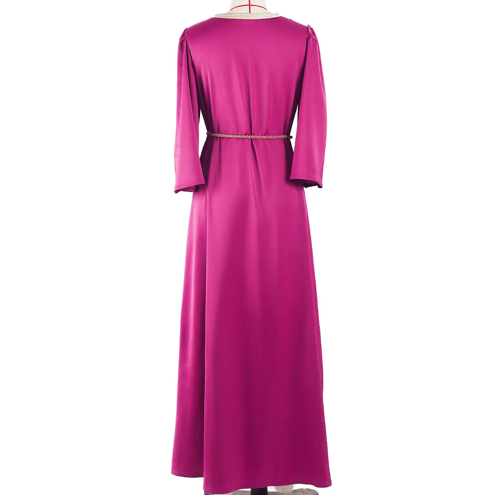 Женское вечернее платье в мусульманском стиле