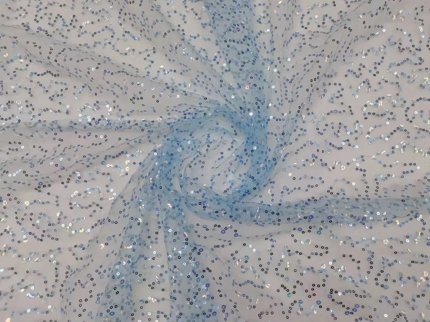 

African Bridal Fabric Tulle Lace Fabric High Quality Lace Material French Nigerian Luxury Sequins Lace Fabric For Wedding Sewing