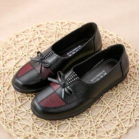 new spring single shoes ladies leather shoes mother shoes flat bottom middle aged and elderly womens shoes old shoes
