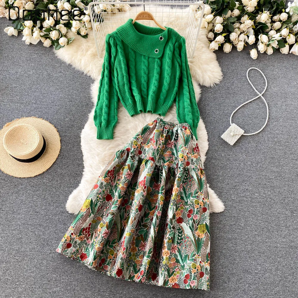 

Высококачественный костюм с юбкой средней длины, комплект из двух предметов, новинка весны 2022, Женский пуловер с асимметричным отворотом, с...