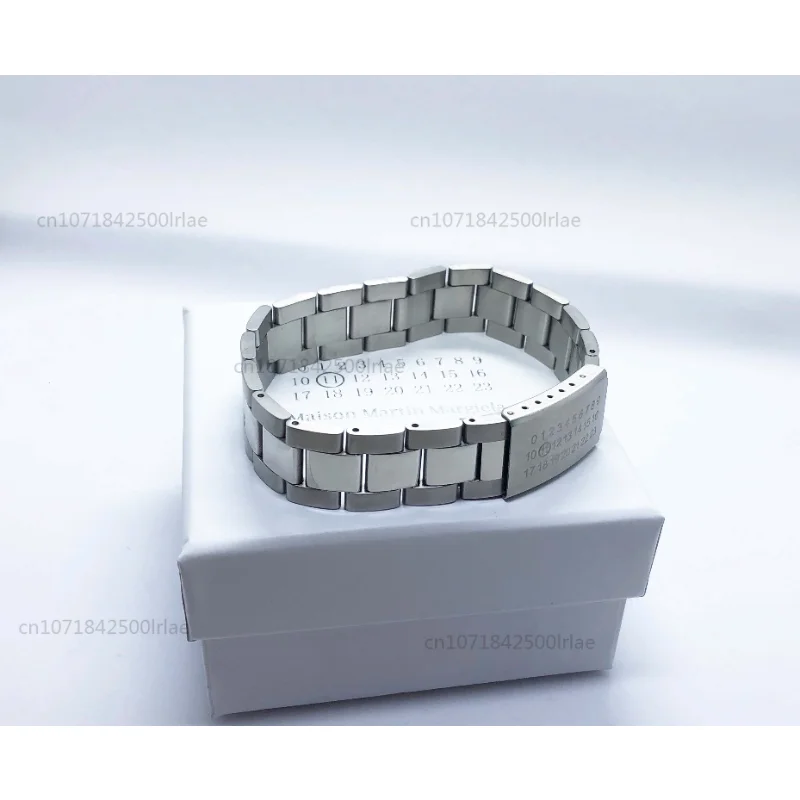 

Maison Margiela Bracelet Fashion MM6 11 Classic Titanium Steel Digital Strap Simple Adjustable Couple Pulseras Jewelry Joyas