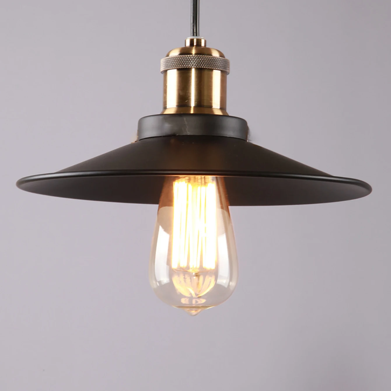 Стеклянная подвеска в стиле ретро