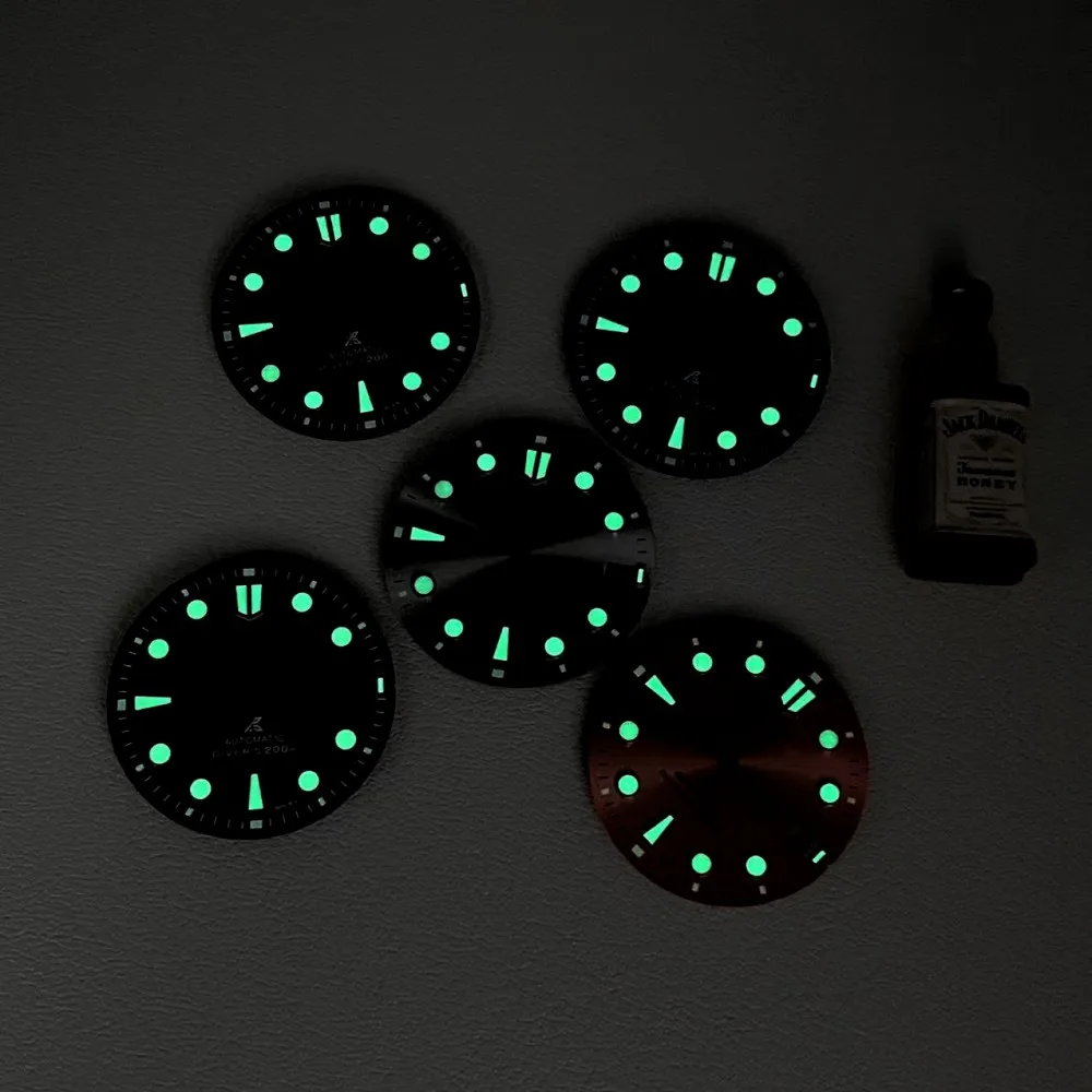 New NH35 mechanical dial luminous diving surface c3 strong green luminous literal diameter 28.5mm watch accessories