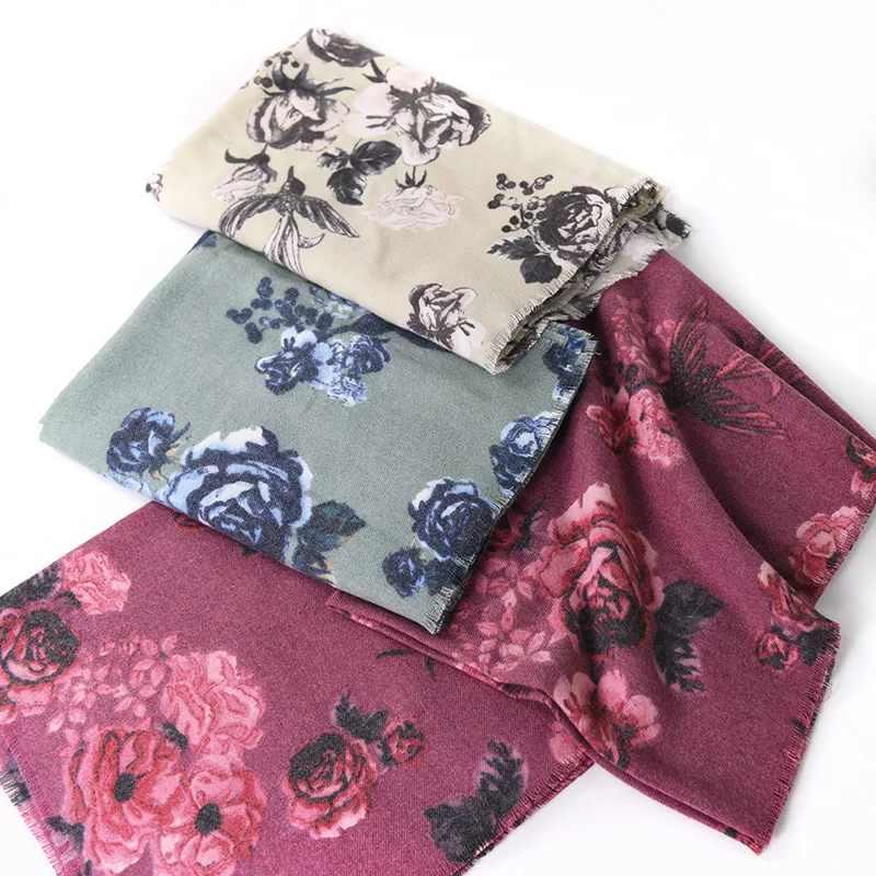 Шарф осень-зима шаль с принтом роз тренд Новинка женский теплый ветрозащитный