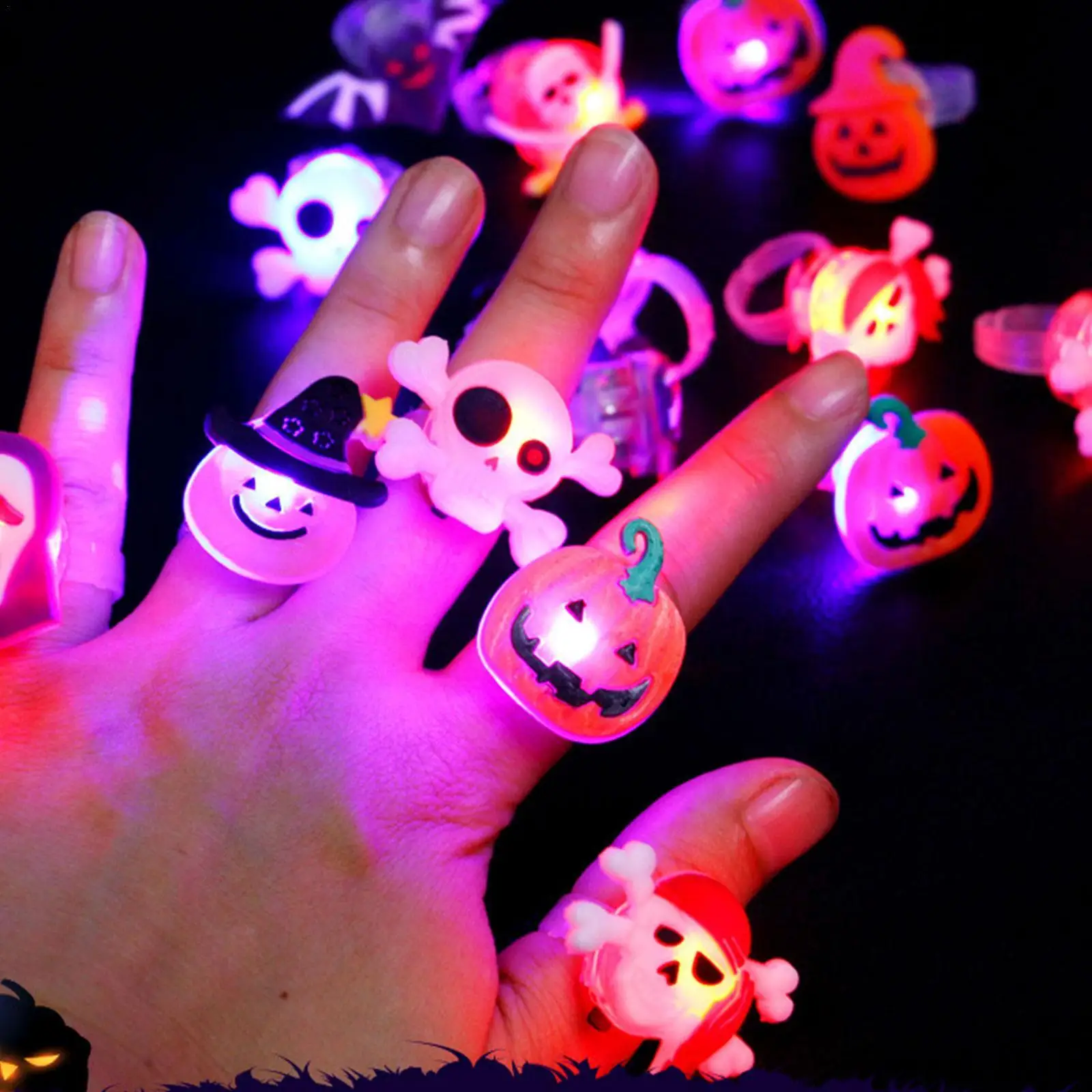 

10Pc Halloween Decorations Creative Cute Glowing Ring Brooch Pumpkin Skull Rings for Kids Gifts Halloween Party Supplies