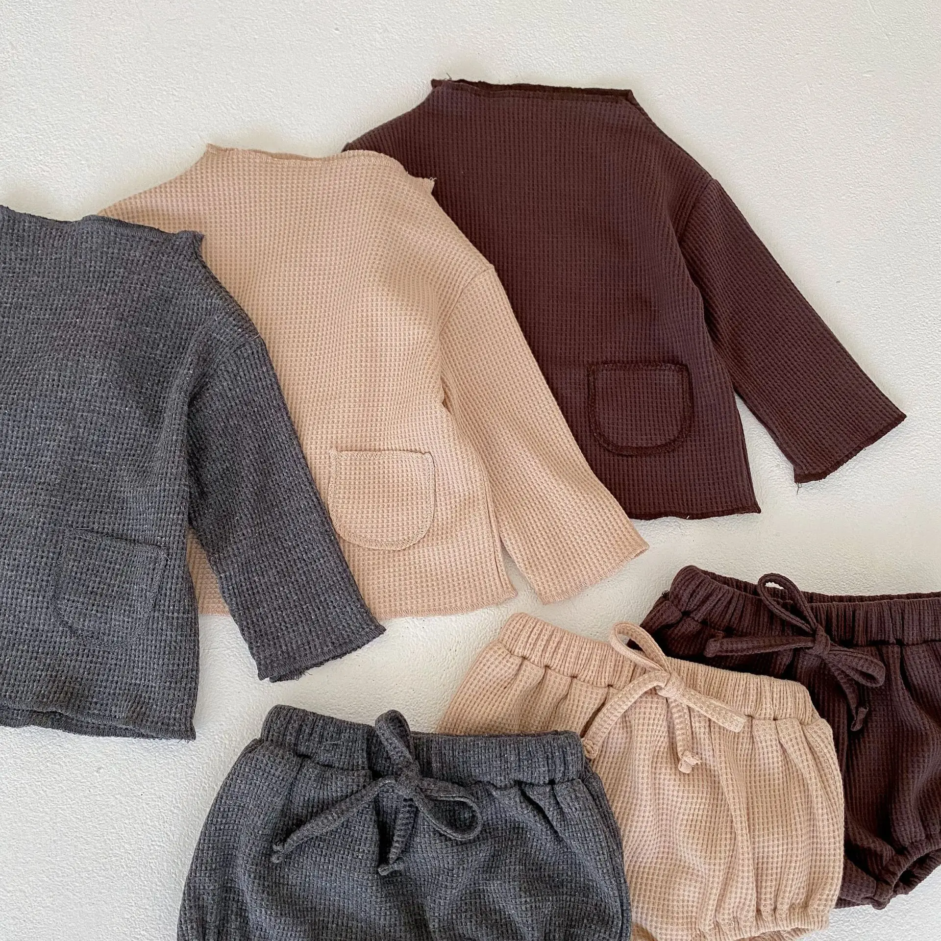 2022 Autumn Baby Girl Newborn Solid Color Suit Waffle Long-sleeved Top + Bread Shorts Two-piece Set Infant Clothing Outfits