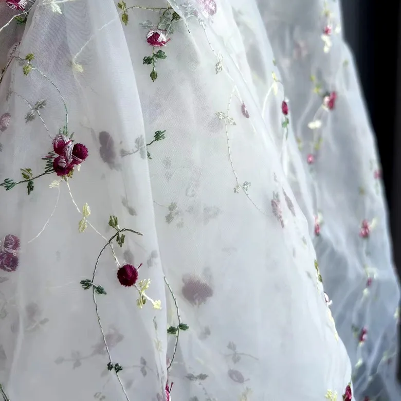 Кружевная ткань из органзы