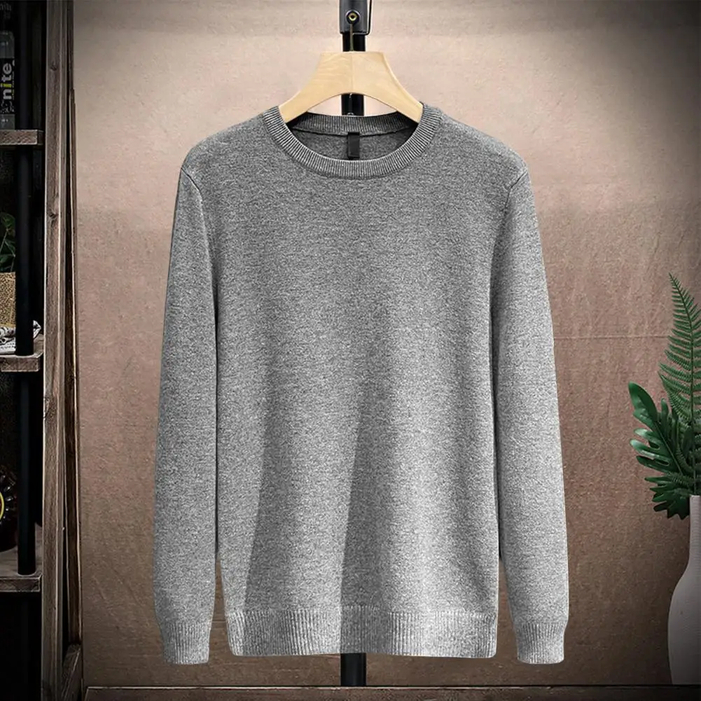Свитер мужской однотонный с круглым вырезом мягкий эластичный плотный пуловер