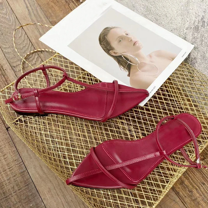 

Летняя женская пляжная обувь с острым носком и узким ремешком с пряжкой, повседневные женские сандалии 2023