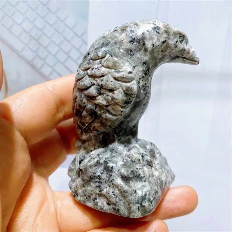 

Натуральная ворона Yooperlite, резная Хрустальная кожа, освещение, фэн-шуй, кварцевые аксессуары для украшения дома, 1 шт.