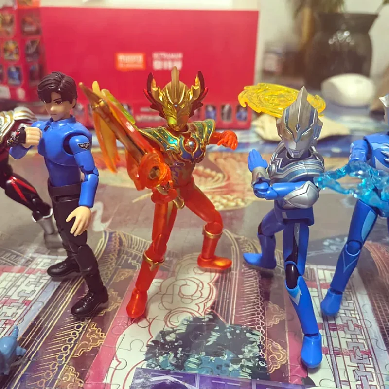 Оригинальная коллекционная фигурка-конструктор Blokees Ultraman Taiga Star Edition Series 3 в закрытой упаковке для фанатов Ультрамена (art.: 3920dbeb36f54) - 3920dbeb36f54
