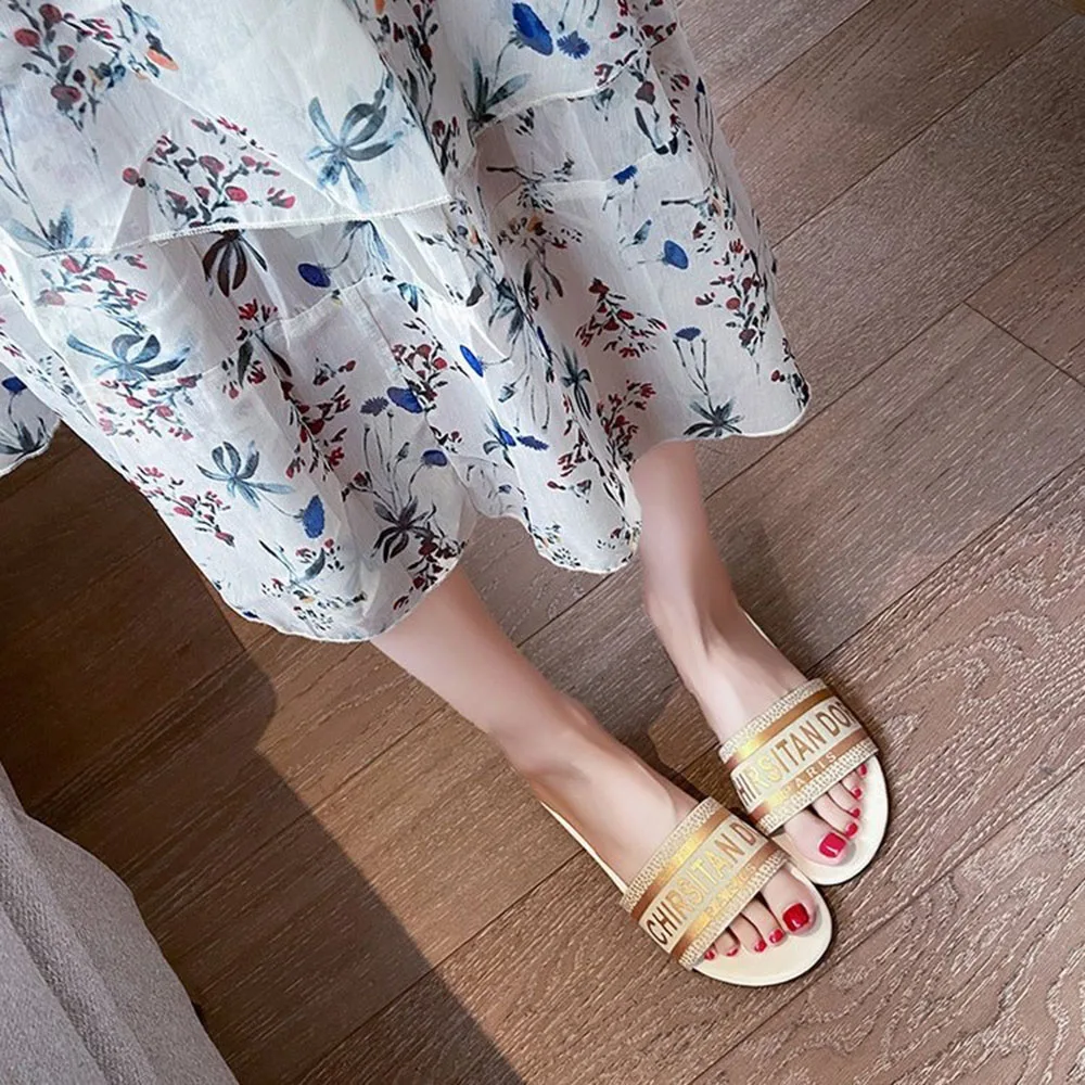

New Letter Embroidered Sandals Women Indoor Outdoor Slippers Low Heeled Shoes Fashionable Wear Flat Bottom
