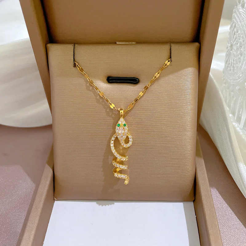 

KYTRD micro-set light luxury beauty snake spirit animal necklace ladies fashion collarbone snake pendant lover birthday gift