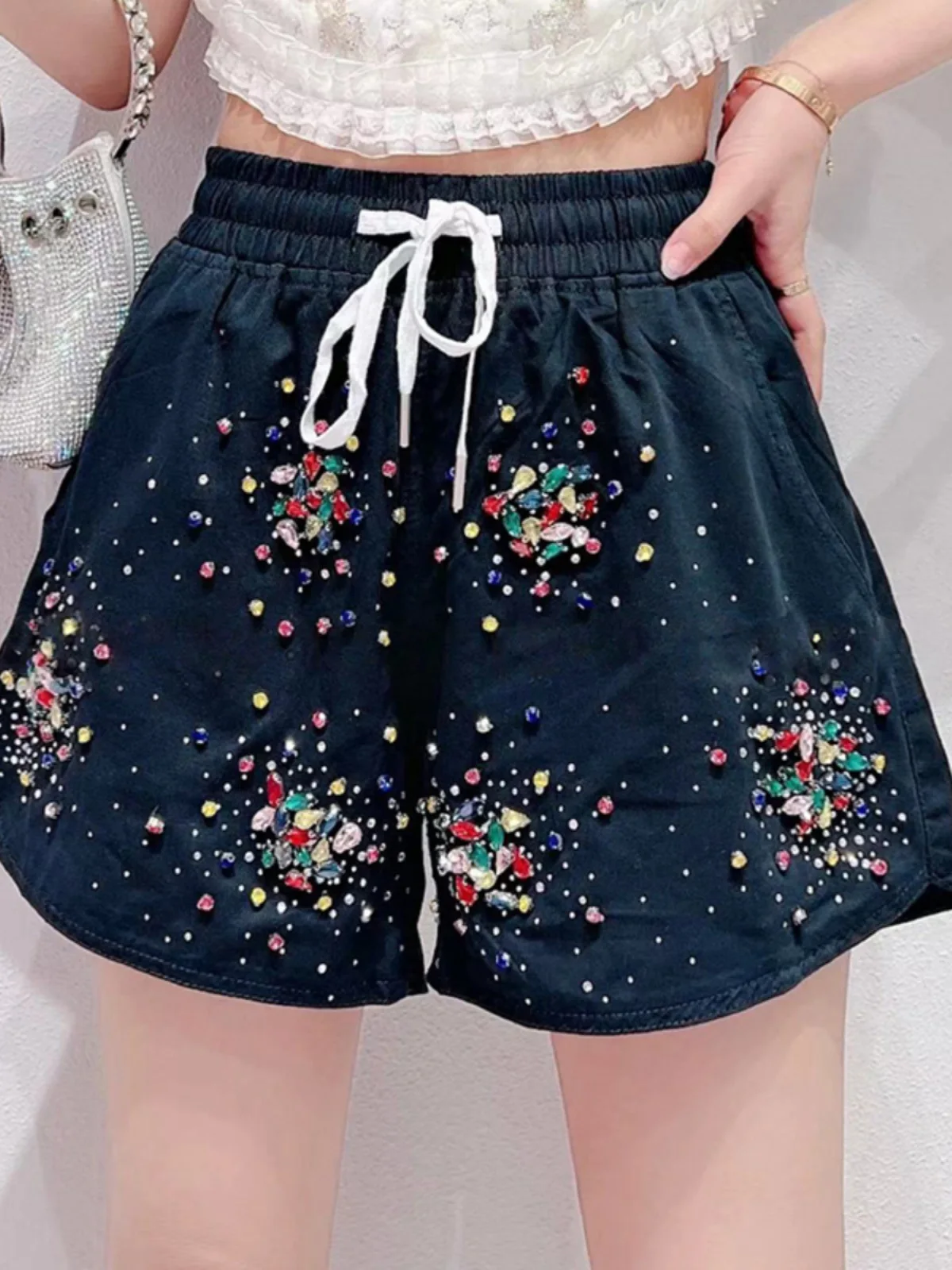 Heavy Industry Colorful Crystals Denim Shorts Women Spring Summer New Sweet Elastic Waist Blue Jeans Shorts Female Short Pants