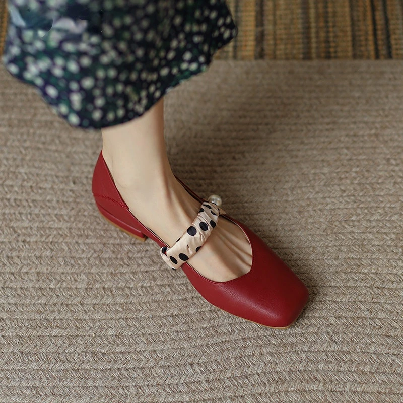 

22 Early Spring New Square Head Retro Red Mary Jane Shoes Women Low Heel Soft Bottom Soft Leather Sweet Ribbon Pearl Shoes Mujer