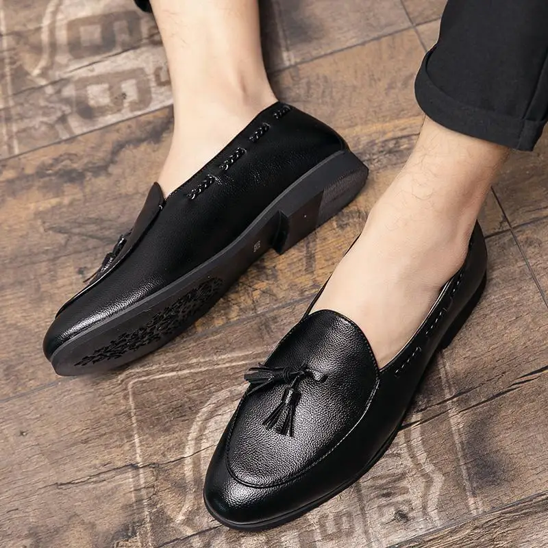 

Black Men's Shoes Autumn Sports Leisure Kitchen Chef Working Wear Suit Wear-Resistant Labor Protection Leather Shoes Fashion Sho