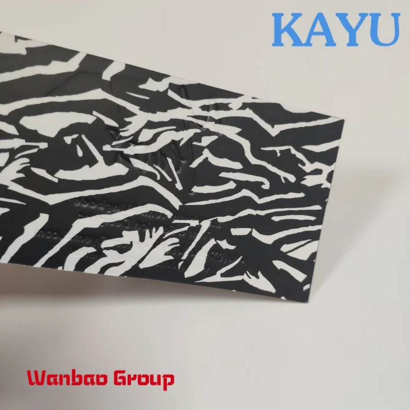 Рисунок 6 - Визитная карточка с тиснением/тиснением