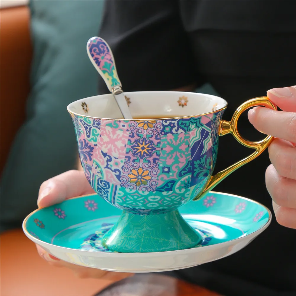

Европейский стиль, керамический кофейный набор из костяного фарфора, чашка и блюдце, набор ложек, ручная роспись, чашка для кофе с узором