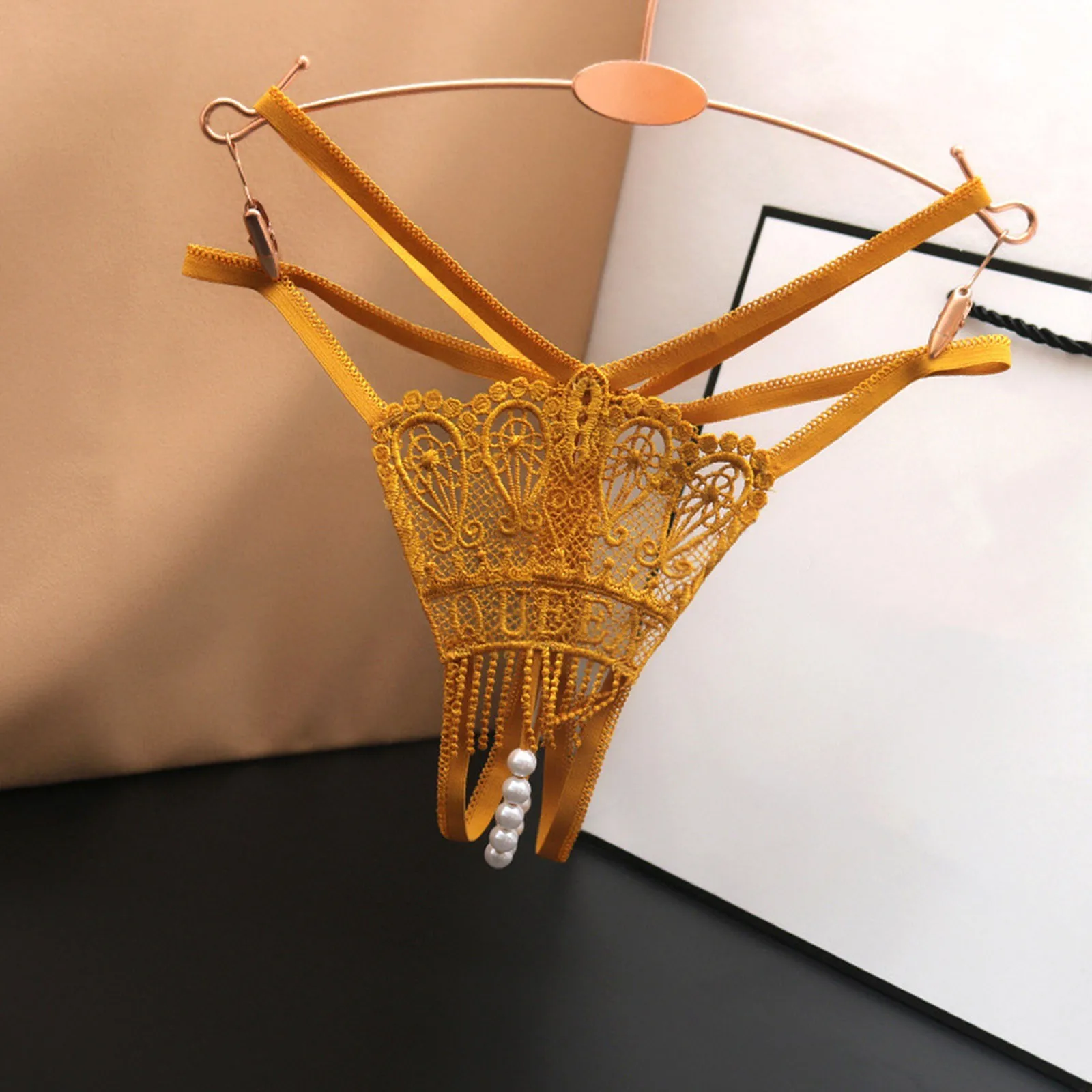 

Sexy Mesh Thongs Open Crotch Embroidery G-String Pearl Solid Color Breathable T Pants Ladies Tassel Lenceria Para Damas 2023