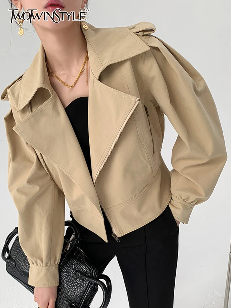 

TWOTWINSTYLE Streetwear Short Trench Female Lapel Long Sleeve Patchwork Zipper Solid Windbreaker For Women Clothing Autumn New