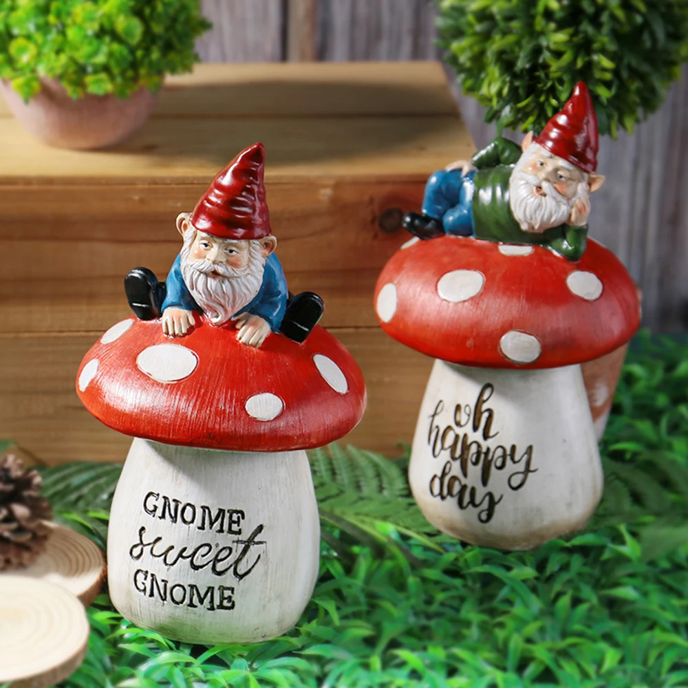 

Home Resin Mushroom Ornament With Solar Light Garden Courtyard Sculpture Cute Durable Decoration Small Person Desktop Decor