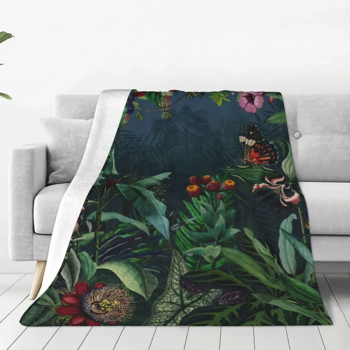 

Midnight Rainforest Tropical Jungle Flannel Blankets butterfly PalmTrees Novelty Throw Blanket for Sofa Bedding 125*100cm