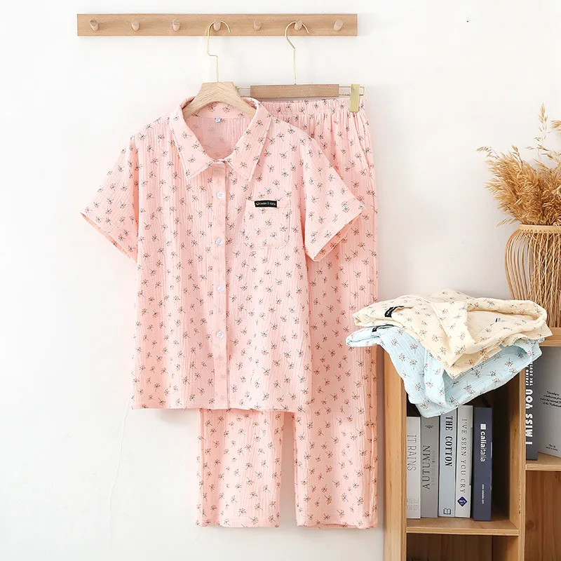 Женский летний комплект из блузки и брюк с коротким рукавом отложным воротником