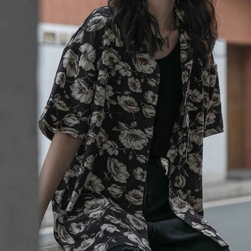 

HOUZHOU Vintage Blouses Women Harajuku Oversized Short Sleeve 90s Aesthetic Shirts Female Floral Print Korean Fashion Retro Top