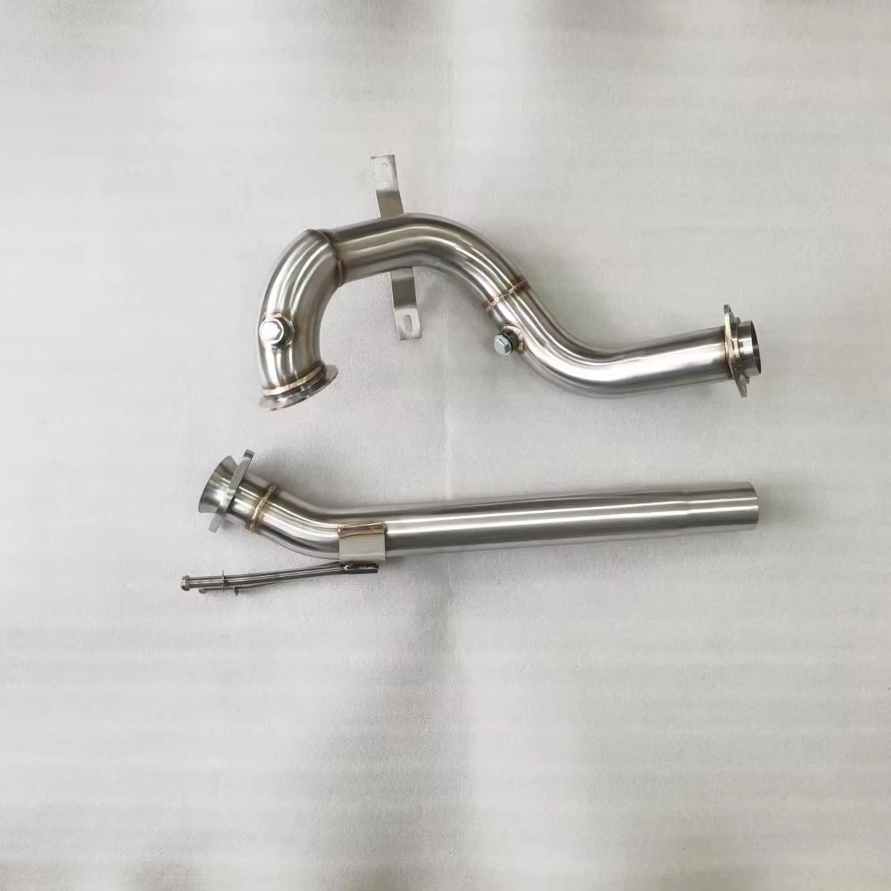 Фото Выхлопная труба (даунпайп) из нержавеющей стали без DPF для VW Polo 6R 1.4 TSi (140 л.с.) 2009-2017 №4