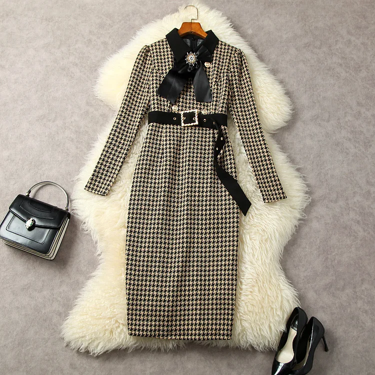 

European and American women's clothing for autumn/Winter 2022 Long sleeve lapel bow plaid Fashion belt dress