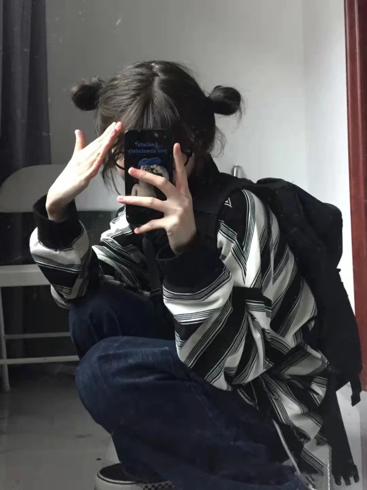 HOUZHOU Korean Black White Striped Sweatshirt Women Grunge Streetwear Ripped Basic Long Sleeve Tshirts Oversized Harajuku Hoodie