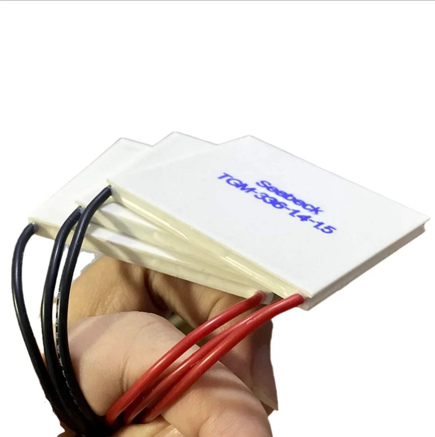 1 пара полупроводниковых генераторов разницы в температуре. 5 дюймов генератор