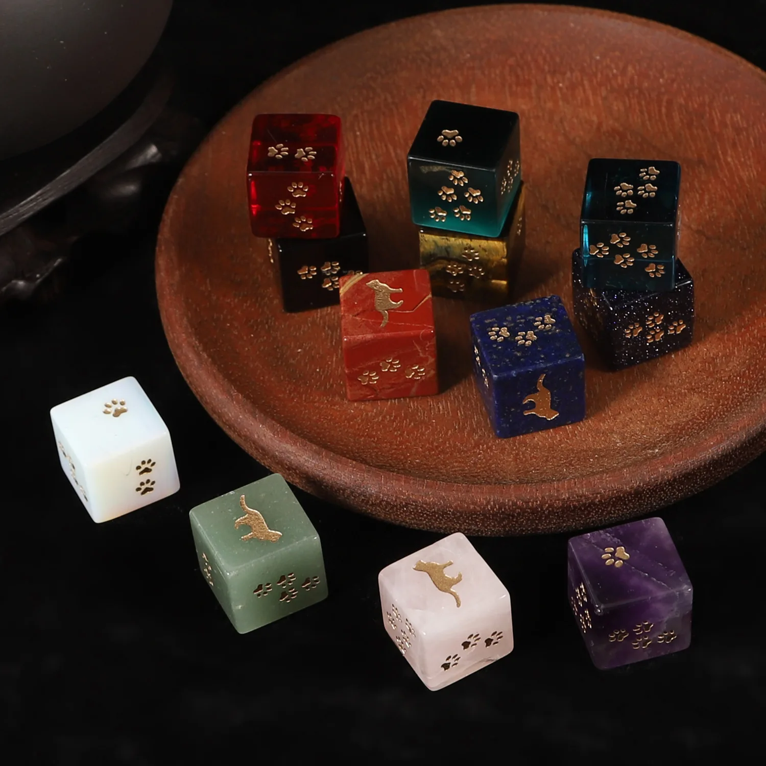 Фото Натуральные аметистовые кубики «Кошачья лапка» для D&D, D6, с кристаллами и камнями, для настольных ролевых игр DND RPG №4