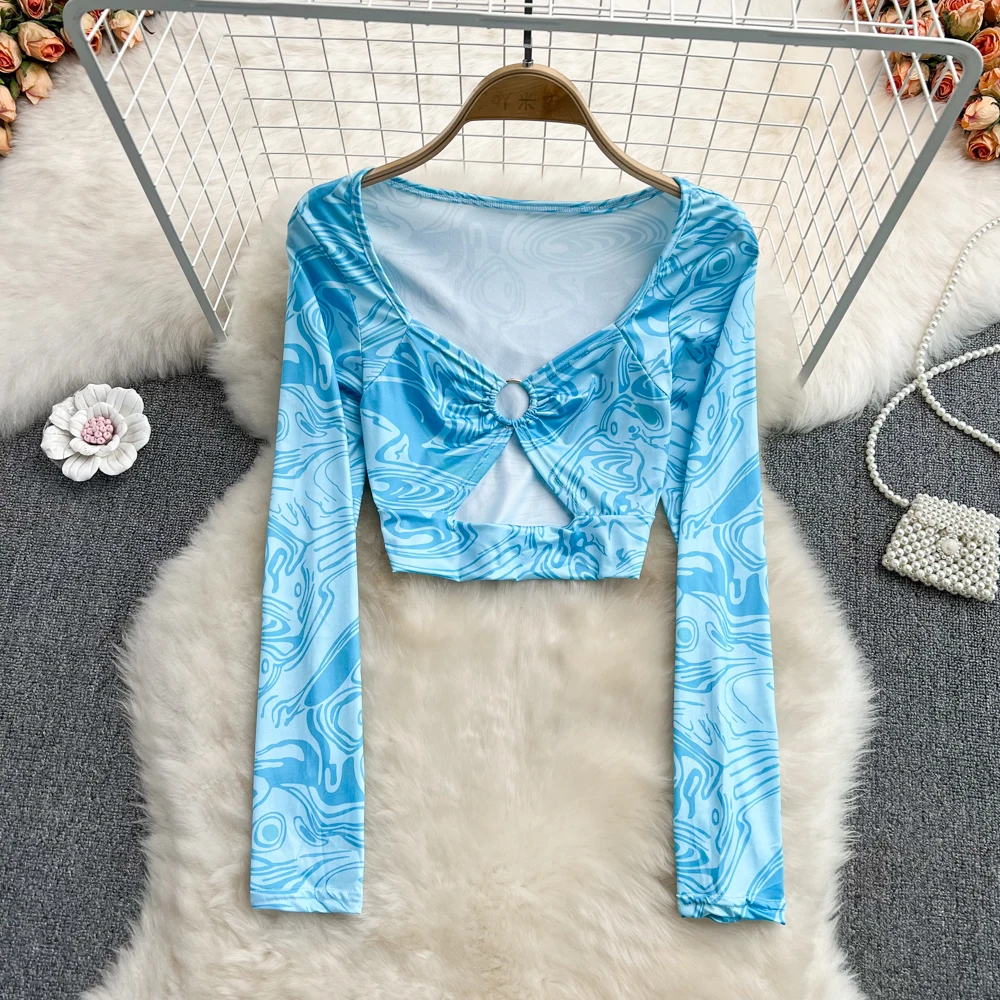 

2022 Весенняя новинка, тонкая футболка с v-образным вырезом и принтом в виде галстука-красителя, женская футболка в иностранном стиле, модный к...