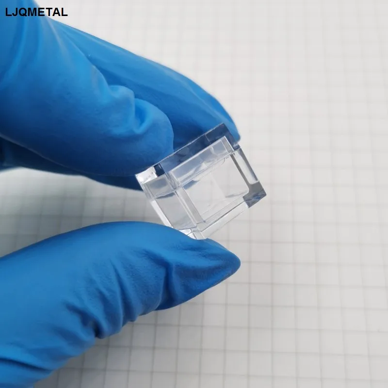 

Особая прозрачная Витрина-коробка 0,4 ''Element Cube