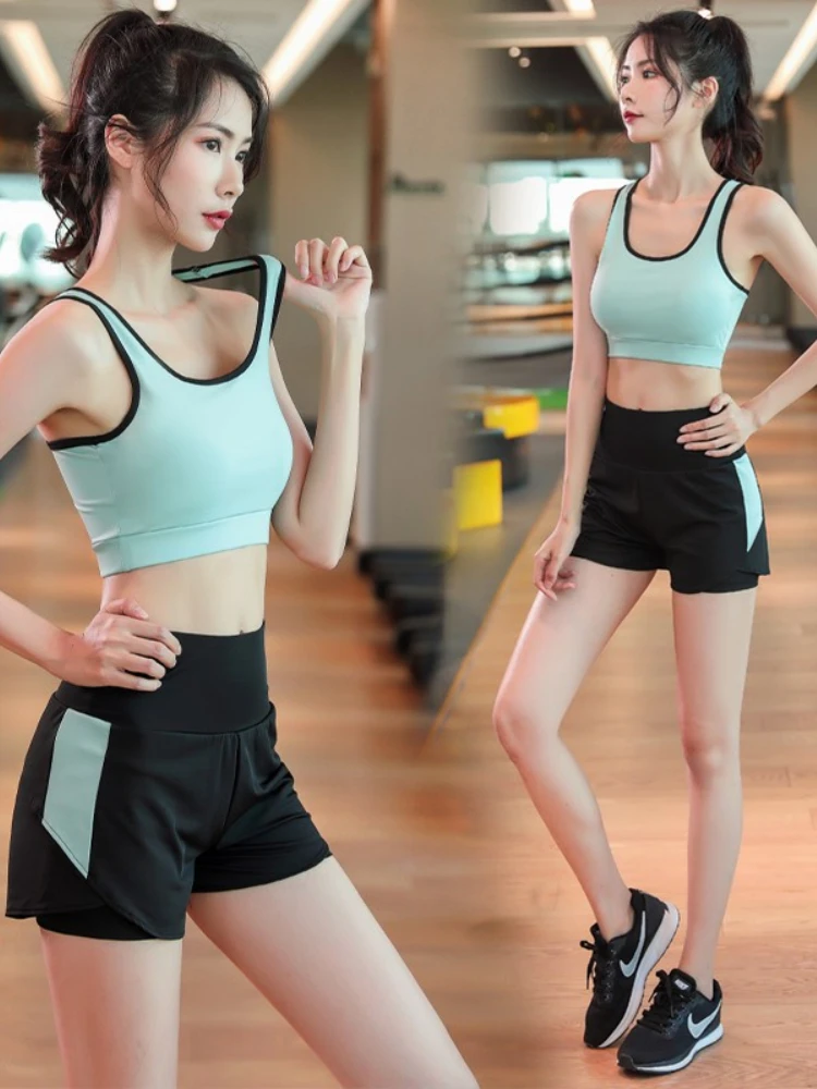 

Костюм для йоги, женские летние тонкие спортивные комплекты, Женский Быстросохнущий женский спортивный жилет и шорты, профессиональная сек...