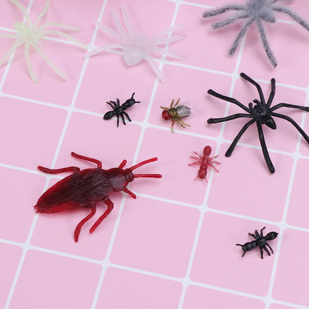 

Bugs Bugs Realistics Bugs Plastics Bug Trick Bugs Kids' Party Favor Sets