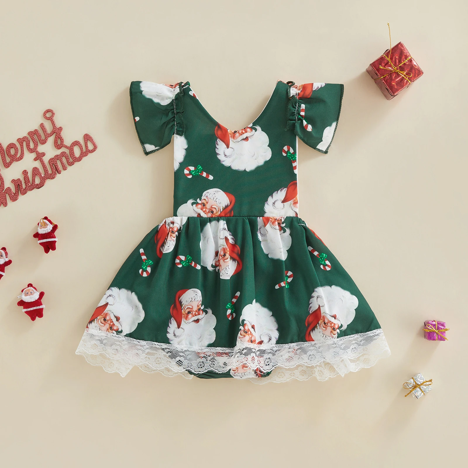 

Платье с коротким рукавом, V-образным вырезом и принтом Деда Мороза