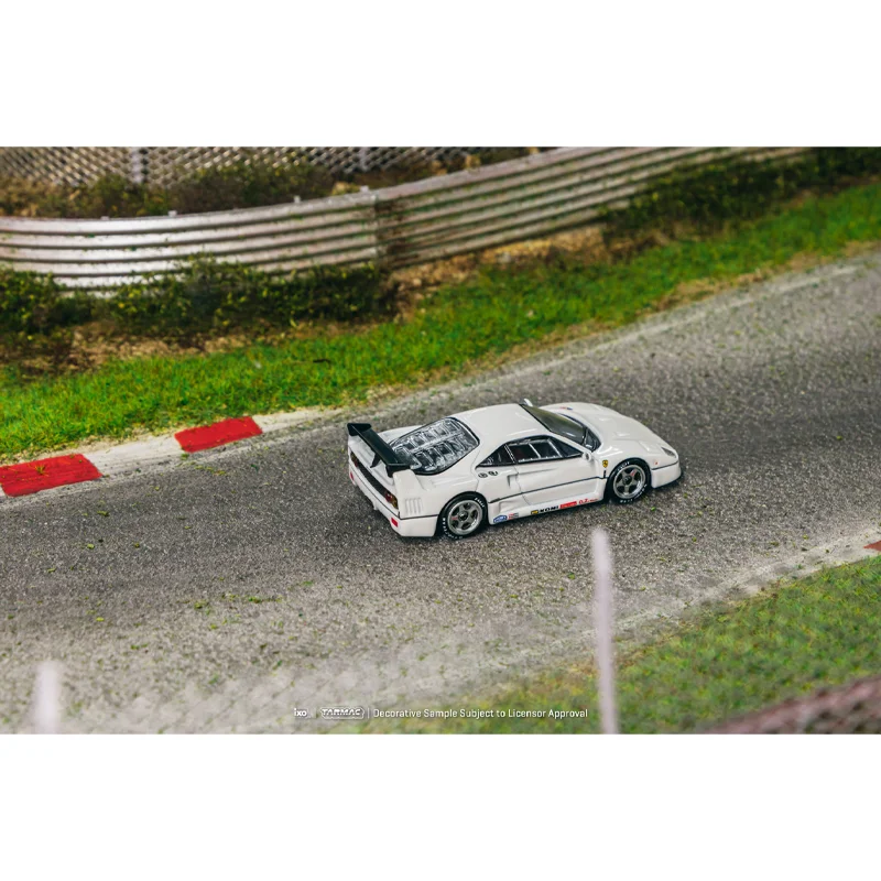 Игрушечный автомобиль Tarmac F40