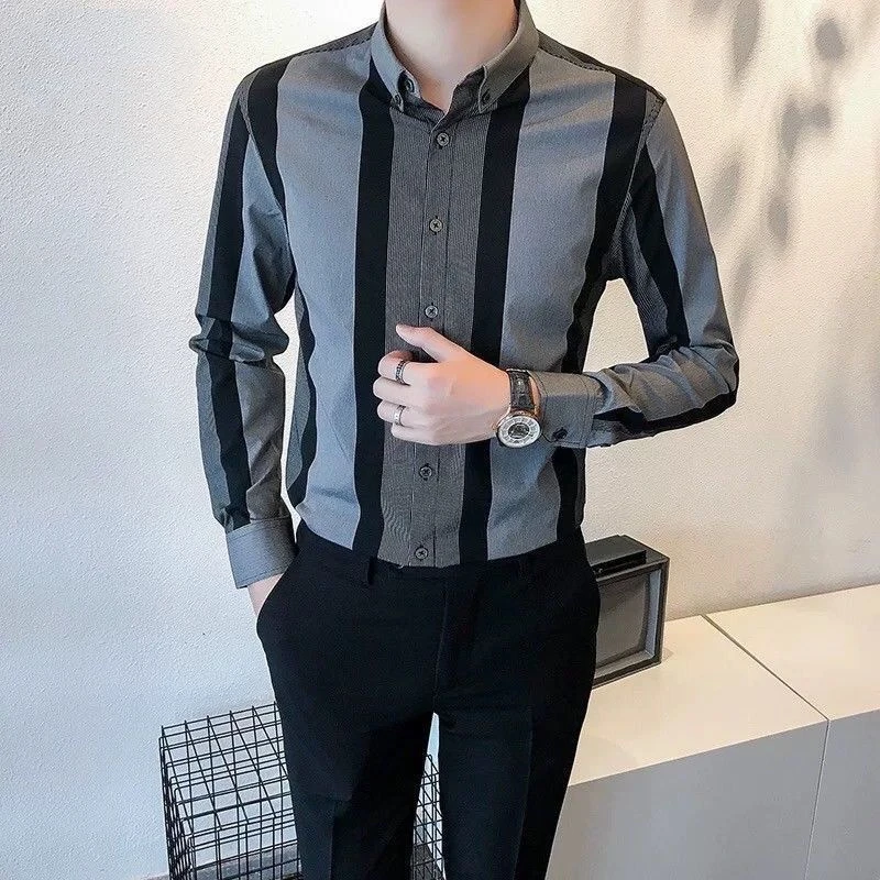 Мужская приталенная рубашка-поло с длинным рукавом в полоску