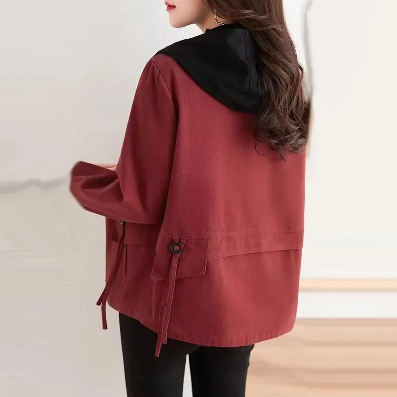 Женская короткая джинсовая куртка новый тренд в европейском стиле на весну и